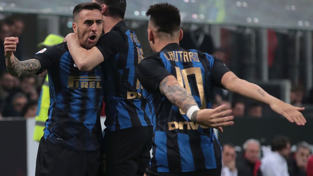 Zdjęcie okładkowe artykułu: Getty Images / Emilio Andreoli / Na zdjęciu: radość piłkarzy Interu Mediolan
