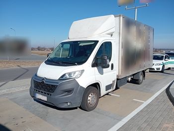 Lubelskie: 20 tys. paczek nielegalnych papierosów na S19