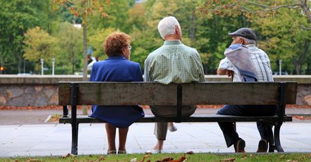 Seniorze, zapamiętaj te kwoty. Po przekroczeniu ZUS zawiesi emeryturę