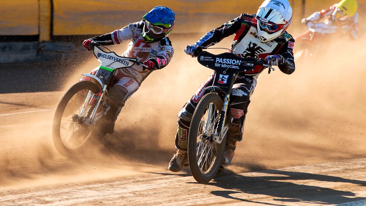 WP SportoweFakty / Romuald Rubenis / Na zdjęciu: Linus Ekloef w kasku białym