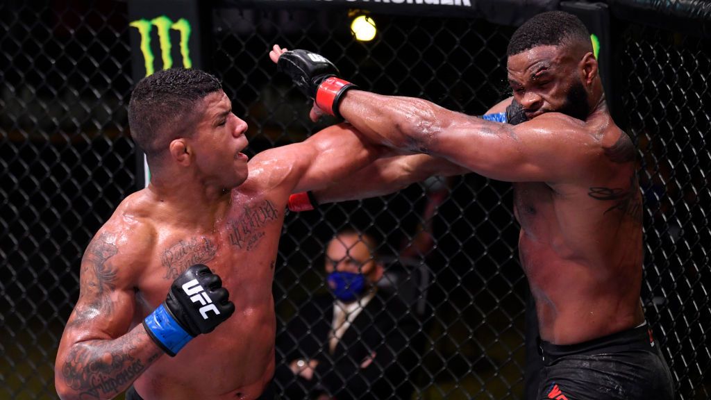 Zdjęcie okładkowe artykułu: Getty Images / Jeff Bottari/Zuffa LLC / Na zdjęciu: Gilbert Burns i Tyron Woodley