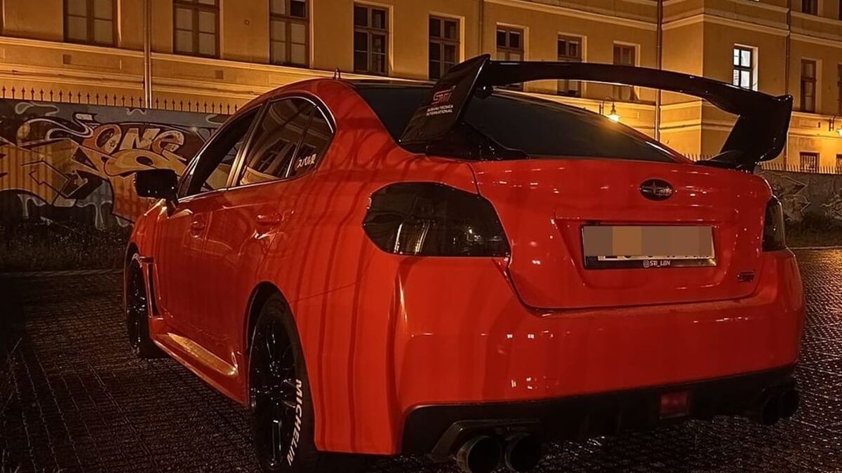 Subaru zatrzymane do kontroli przy ul. Lipowej