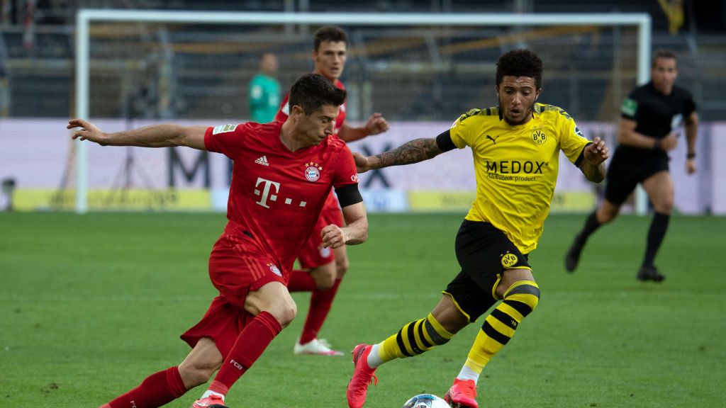 Getty Images / Federico Gambarini / Na zdjęciu: Robert Lewandowski i Jadon Sancho