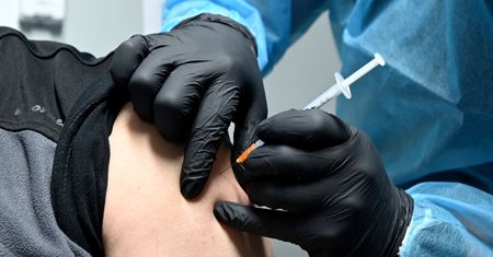 "Samolub" z Nowej Zelandii. Przyjął 10 dawek szczepionki jednego dnia