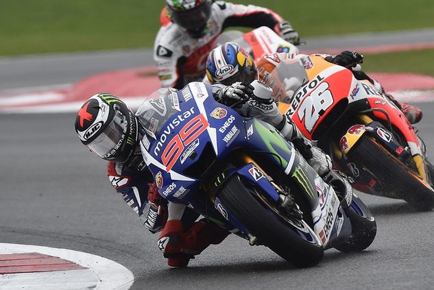 Zaparowany wizjer w kasku Jorge Lorenzo na Silverstone