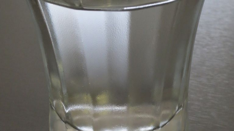 Woda bez gazu w butelce - Crystal Geyser