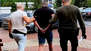 Katowice: Napad na przystanku. Uderzył mężczyznę i ukradł torbę