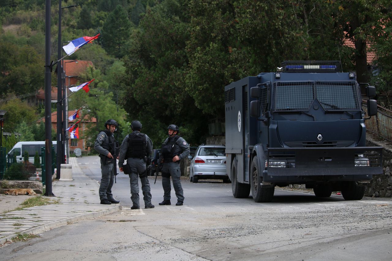 Tensions are rising at the Serbia and Kosovo border. NATO and the White House are responding