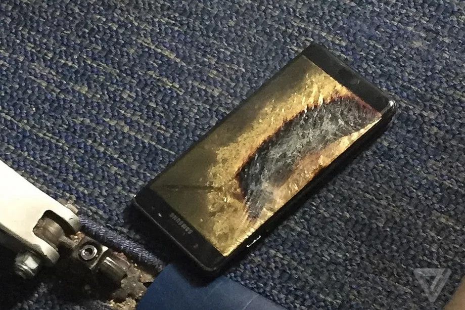 Samsung Galaxy Note 7, a raczej to, co z niego zostało (źródło: TheVerge.com)