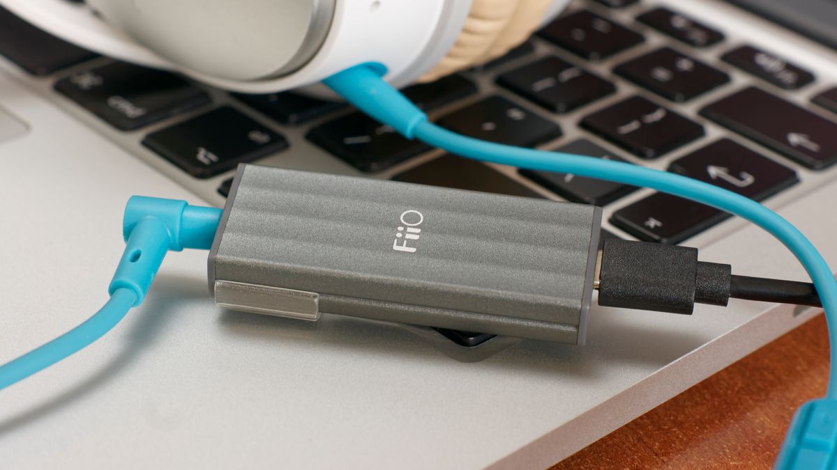 FiiO K1 – mały wzmacniacz na USB, który pomoże każdym słuchawkom 1