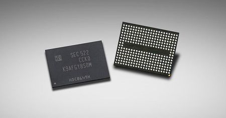 Samsung wprowadza dysk SSD o pojemności 15 TB