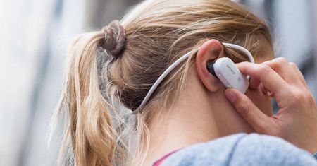 [CES 2015] Osobisty trener w słuchawkach, Walkman dla audiofili i lizak dla każdej „Zetki”