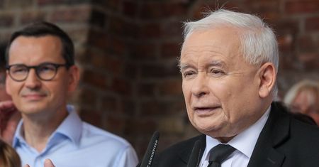 Kaczyński na pikniku. Nie uniknął wpadki