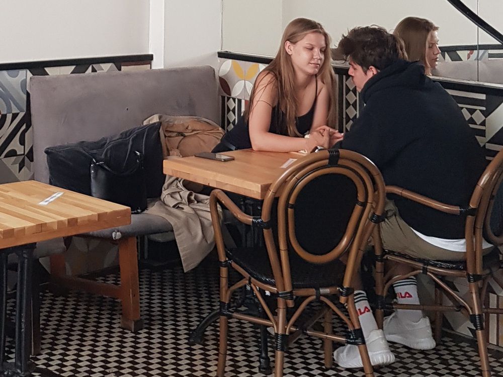 Taco Hemingway na randce z Igą Lis