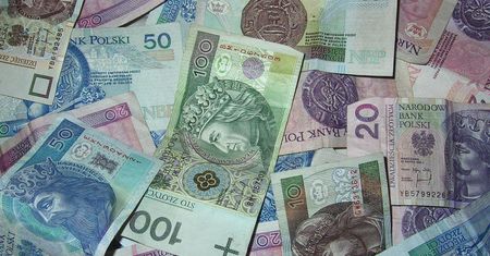 Dodatkowa kasa dla seniorów. Polacy już zdecydowali