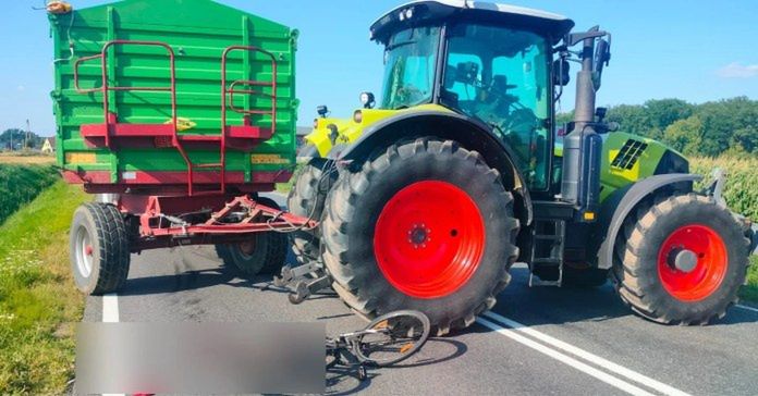 Byczyny: Wypadek na DK11. Ciągnik staranował rowerzystę