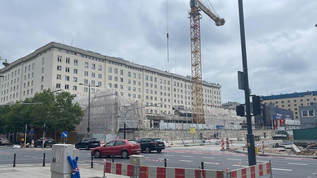 Gruntowna modernizacja gmachu NBP na początku lipca 2024 r.