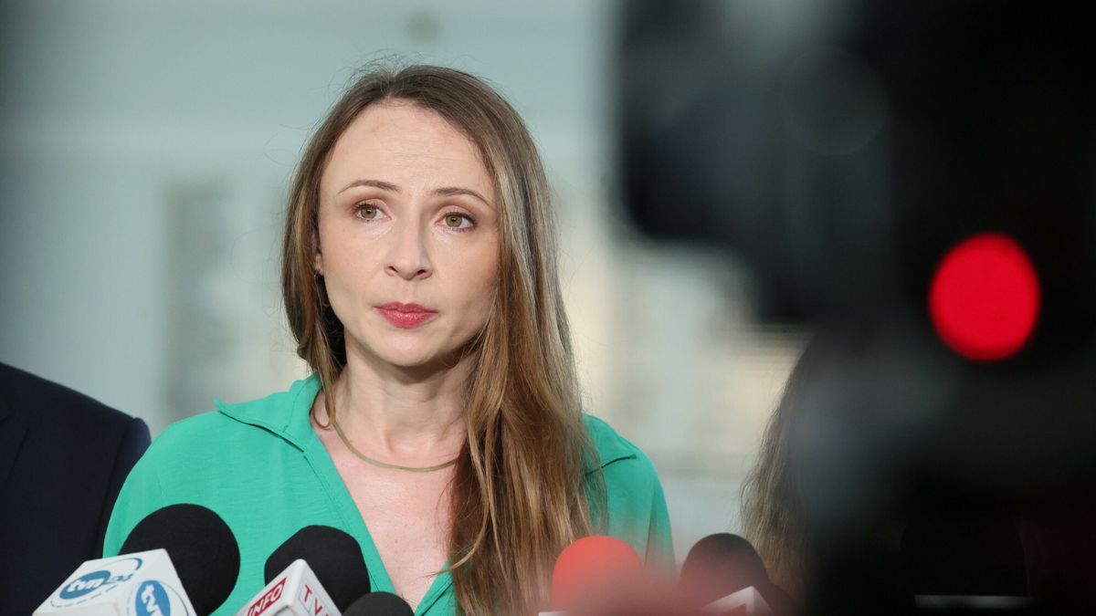 Agnieszka Dziemianowicz-Bąk