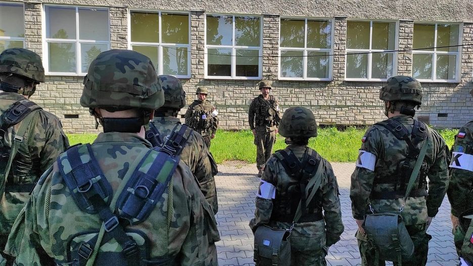 Przy planowanych zakupach sprzętu wojskowego, cztery brygady logistyczne to minimum. A obecnie mamy dwie. Na zdj. ćwiczenie taktyczno – logistyczne 10 Opolskiej Brygady Logistycznej. 