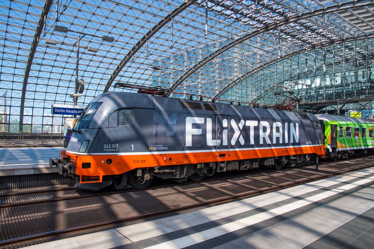 Flixtrain na stacji w Berlinie