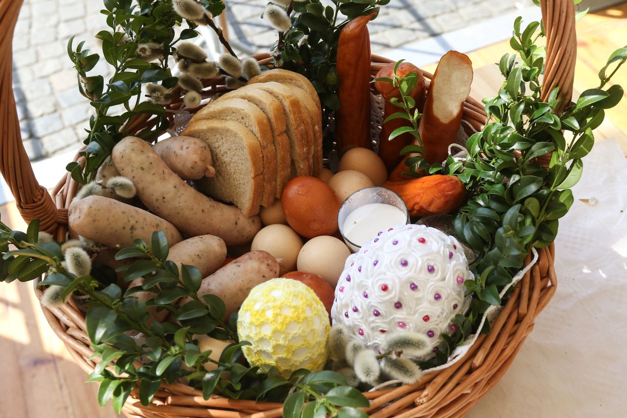 Oto jak w górę poszła cena wielkanocnego śniadania. Najbardziej podrożały mazurki