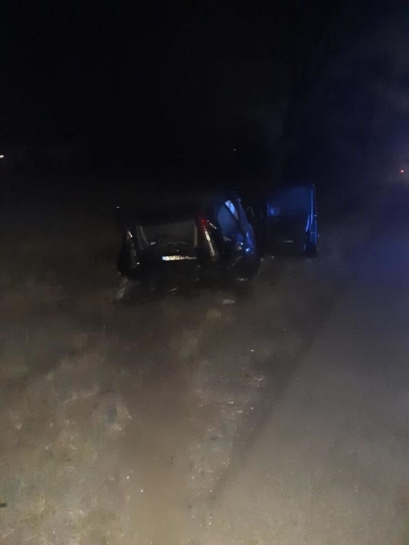 Ford został uderzony przez Skodę. Za kierownicą pijany kierowca