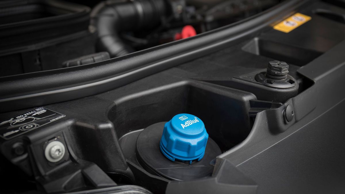 Nowoczesne diesle wymagają tankowania nie tylko paliwa, ale też AdBlue