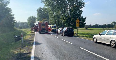 Tragedia pod Gnieznem. Groźny wypadek też na DK5