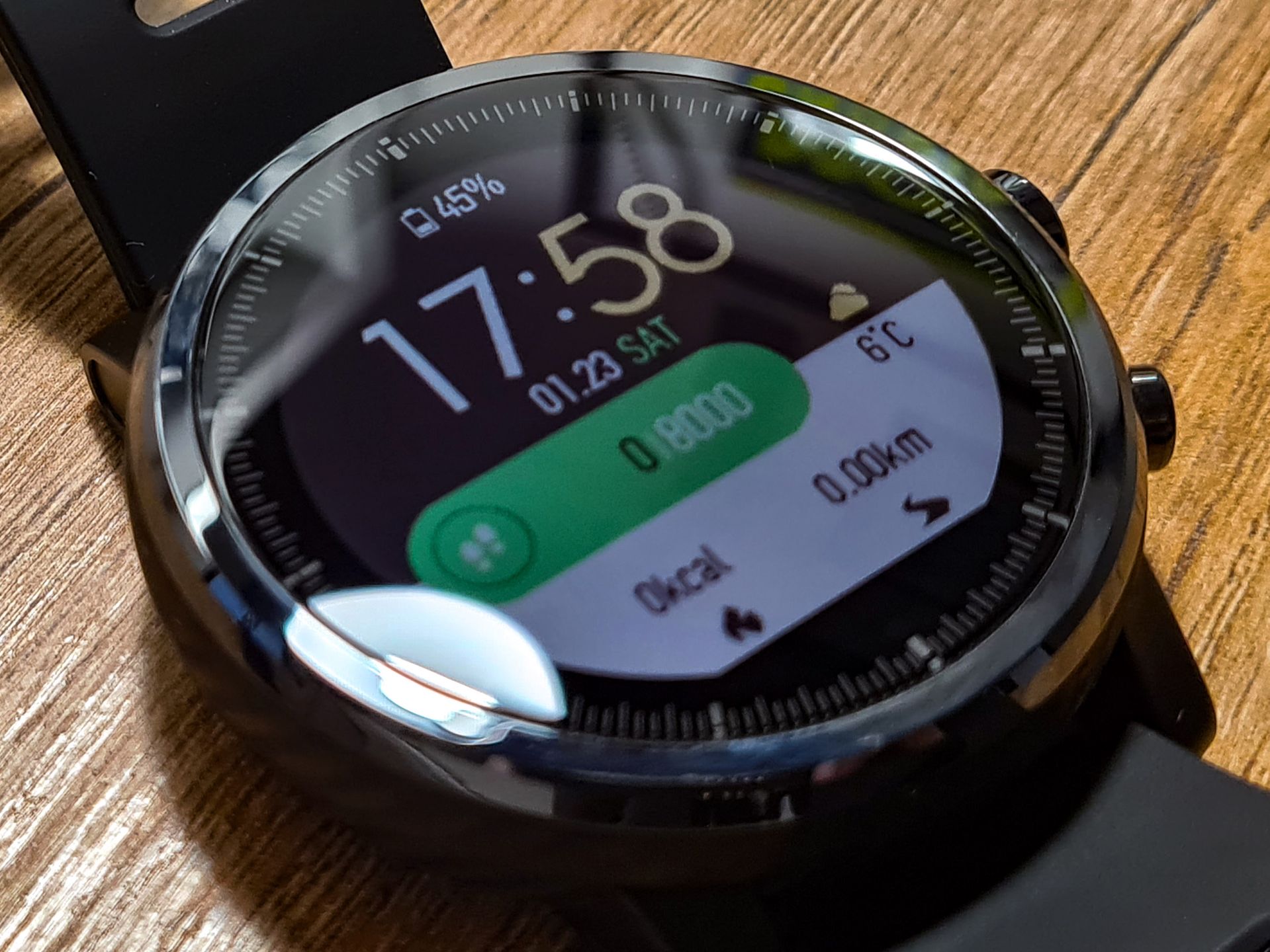 Test Amazfit Stratos: Solidny średniak nie tylko dla sportowców 2