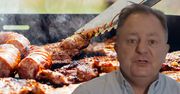 Robert Makłowicz łapie się za głowę. Polacy grillują na potęgę, a ten produkt to trucizna