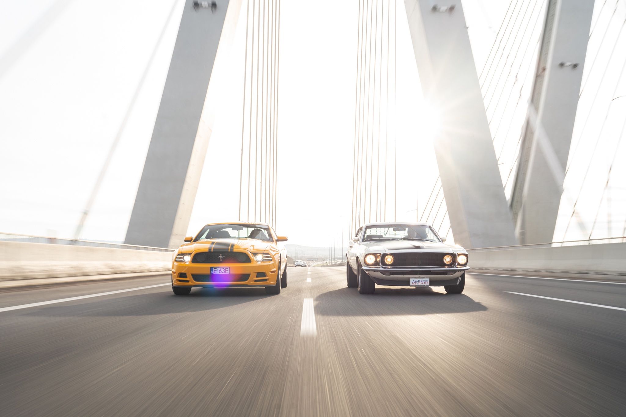 Ford Mustang Boss 302 z 1969 i 2013 r.