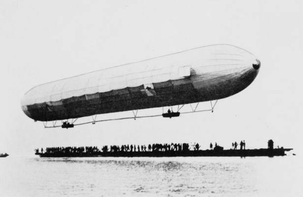 Luftschiff-Zeppelin 1 - pierwszy sterowiec szkieletowy (Fot. Wikimedia Commons)