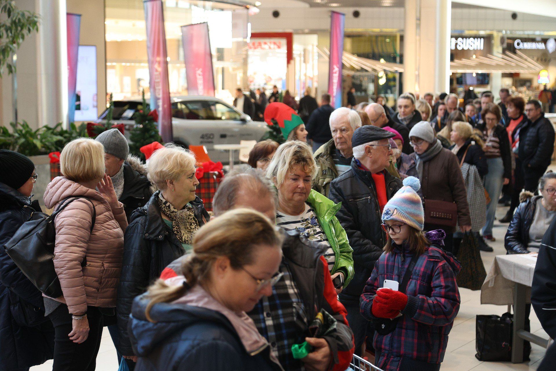 Gwiazdy betlejemskie za elektrośmieci w Porcie Łódź