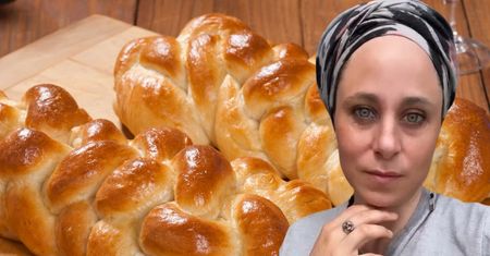 Polska Żydówka pokazała, jak zrobić chałkę. "Ciasto trzeba wyczuć"