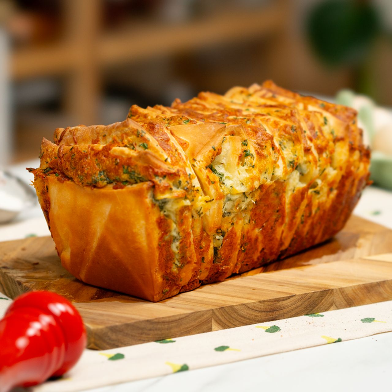 Tear-apart herb bread