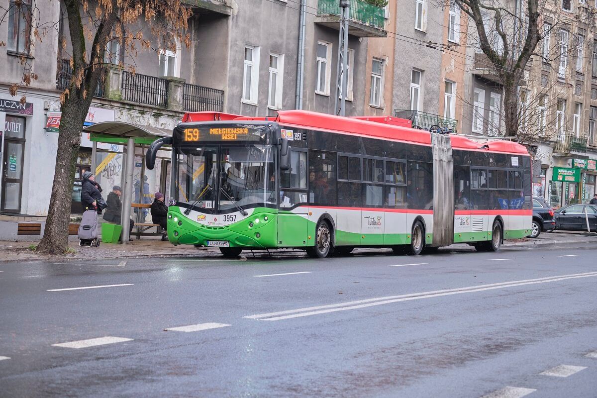 Obchody Święta Konstytucji 3 maja. Objazdy, zamknięte ulice i utrudnienia w ruchu