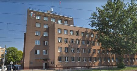 Koronawirus w Polsce. Rektor SGSP odwołany. Szef MSWIA: "Słowa dotrzymuję"