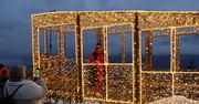 Zakopane: Kraina Światła rozbłysła na Gubałówce. Mnóstwo turystów podziwiało iluminacje z widokiem na ośnieżone Tatry