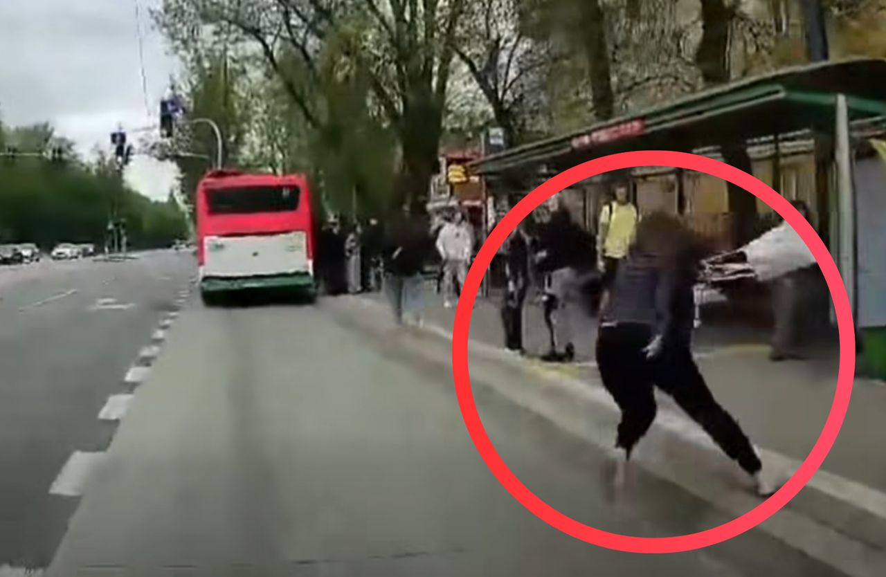 Chwile grozy na przystanku w Lublinie. "To przestroga dla każdego pieszego"