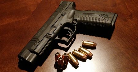 Planował atak terrorystyczny. Policja znalazła materiały wybuchowe