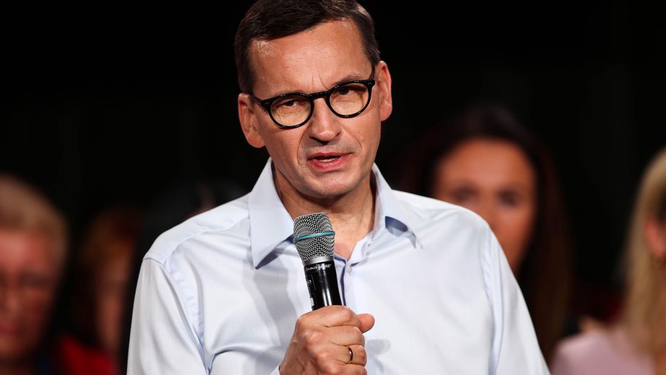 Dlaczego nie ma jeszcze węgla po 996 zł za tonę? Według premiera to w składach węgla "nie ma woli współpracy"