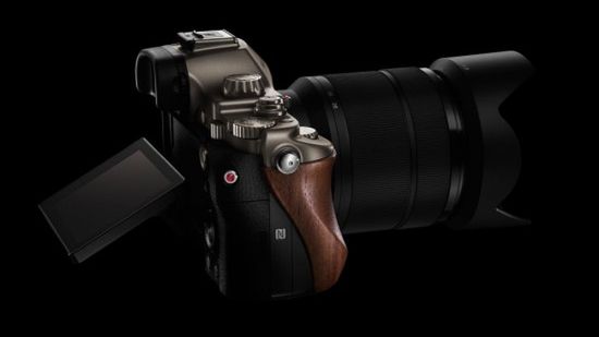 Hasselblad Lusso - kolejny aparat Sony w ekskluzywnej obudowie 1