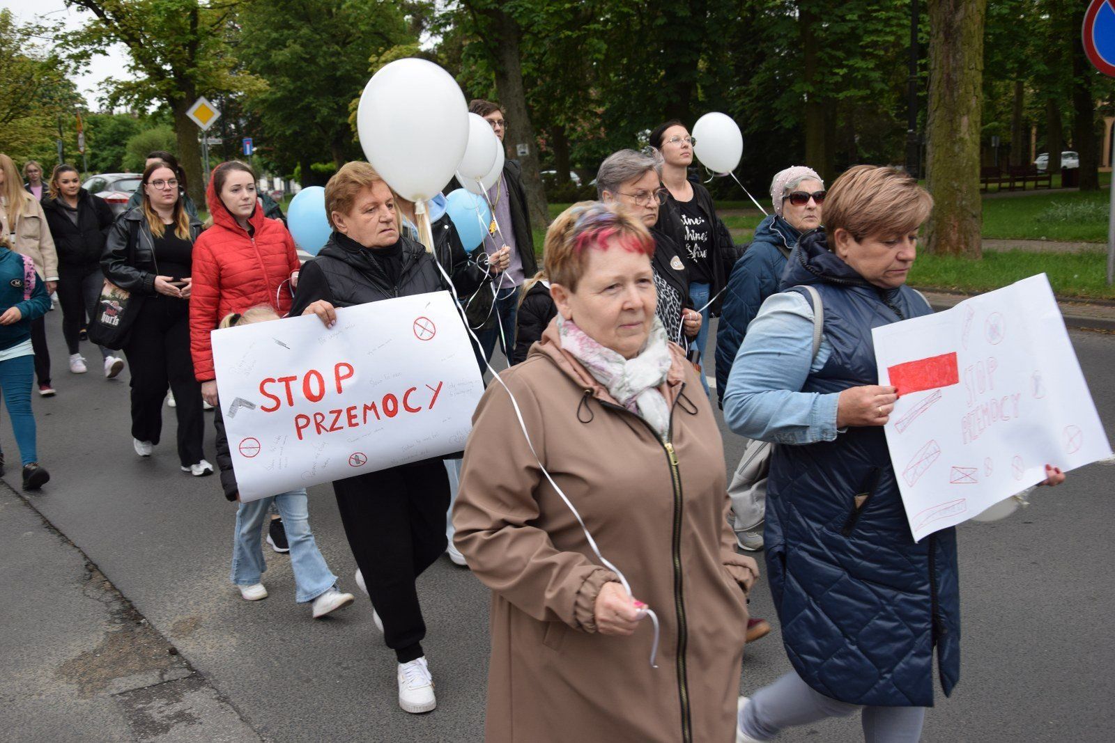 Zduńska Wola. Marsz "Stop przemocy” po śmierci 6-letniego Maksymiliana