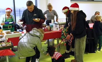 Grudziądz: Mikołajkowa impreza charytatywna dla bezdomnych zwierząt