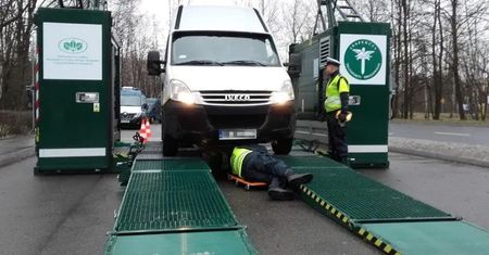 Rząd przyjął nowe przepisy o drogowej kontroli pojazdów użytkowych. Nieprawidłowości są duże