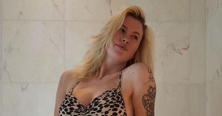 Córka Baldwina zachwyca figurą. Tato grzmi
