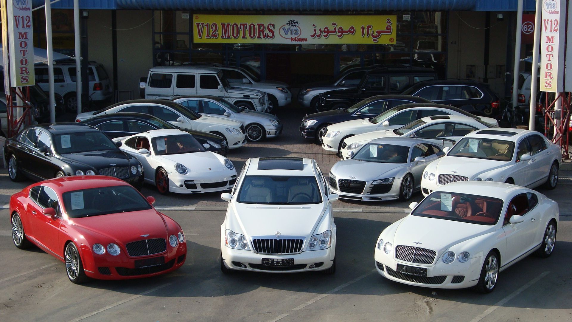 Czym się jeździ w Zjednoczonych Emiratach Arabskich? [galeria] 2