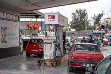 Mają najtańsze paliwo w Unii Europejskiej. Oto powód