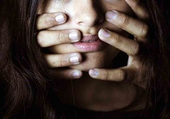 Horror. Cztery lata więził kobietę w komórce pod Głogowem, katował i gwałcił różnymi przedmiotami