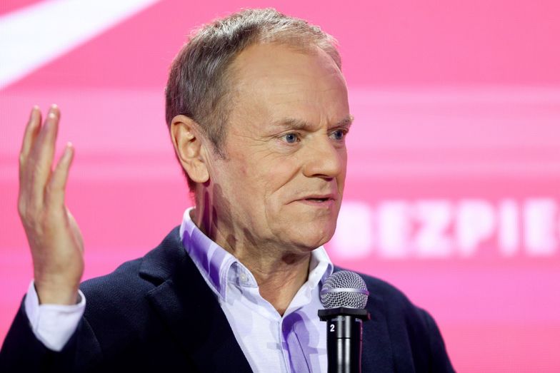 Tusk obiecuje energetyczną samodzielność gmin i powiatów